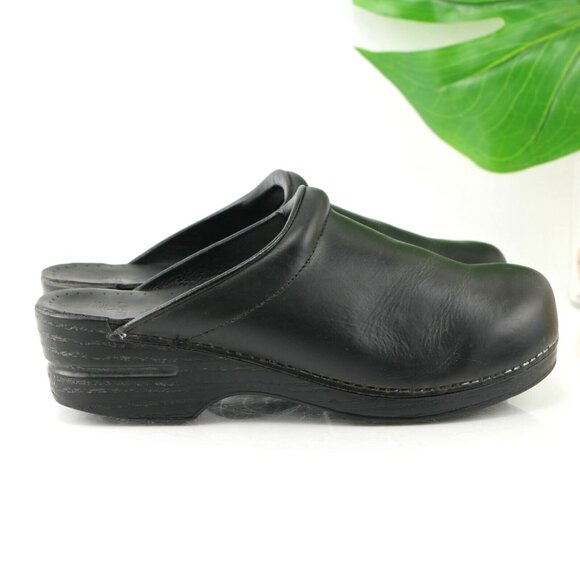 Dansko Shoes - Dansko Womens Sonja Mule Size 40 9.5 Black Leather Work Nursing Comfy Shoe